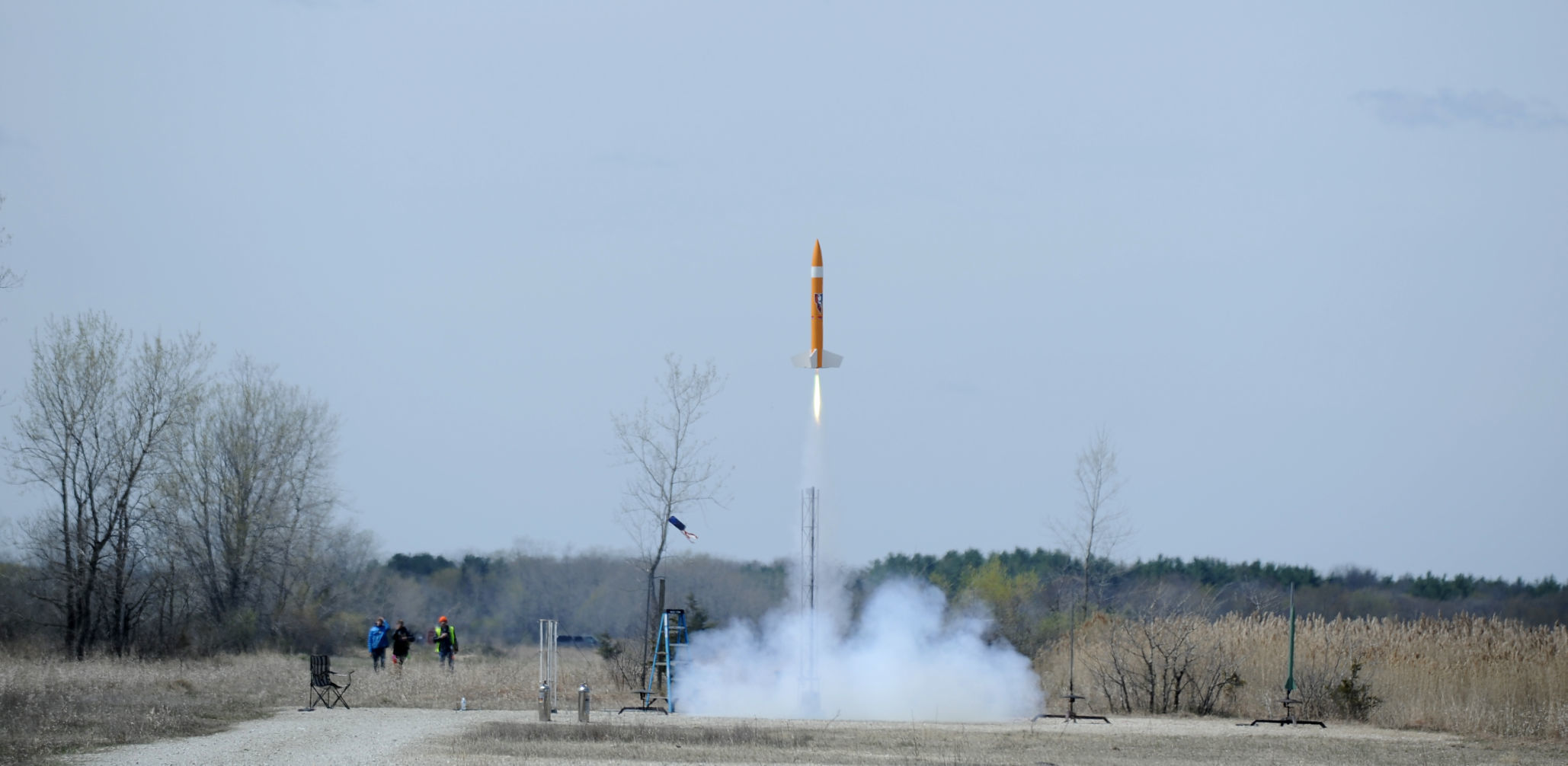 ROCKETS AT BONG